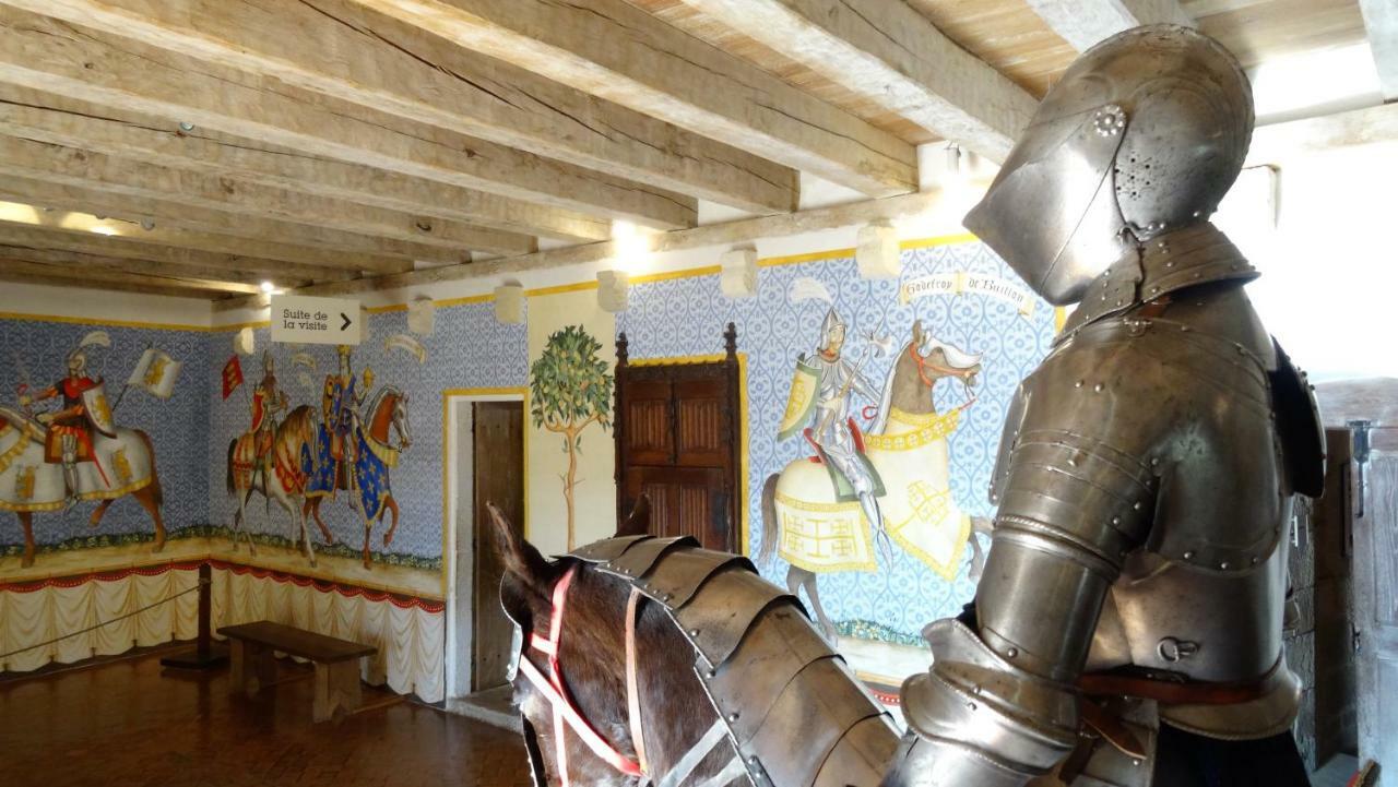 Chambre Du Sabotier - Studio Troglodytique - A 100 M Baignade En Riviere - Location De Canoe - Circuits Cyclo - Aire De Pique-Nique - 3 Restaurants Кастелно Ла Шапел Екстериор снимка